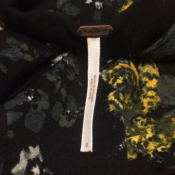 Free People Shorts - Picture 2 of 6